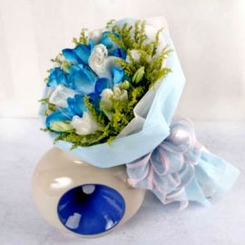 12 Blue Roses with White Eustoma Handbouquet