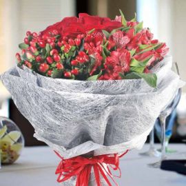 12 Red Roses with Astromelia Handbouquet